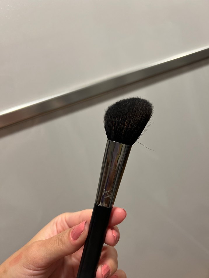 Kiko Siyah Makyaj Fırçası 10 kozmetik - Görsel 2