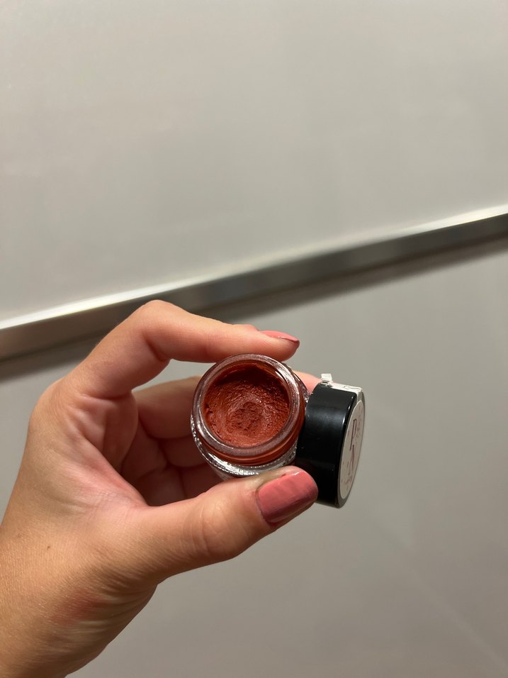 Çilek Aromalı Dudak Balmı makyaj kozmetik ruj - Görsel 2