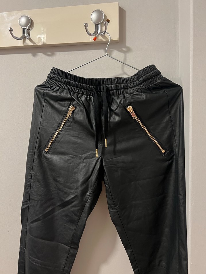 Rue femme Siyah Deri Fermuarlı Kadın Pantolon - Görsel 2