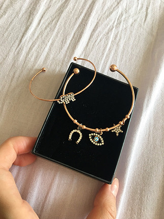 Altin rose gold renkli sallantili fil goz at nali yildiz bilekli