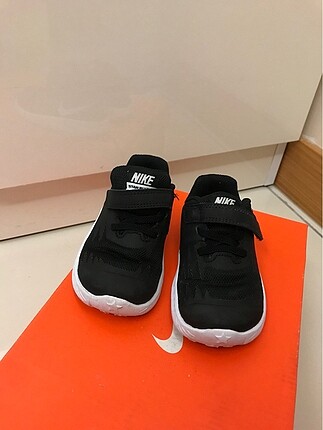 Nike star runner bebek spor siyah cocuk ayakkabisi