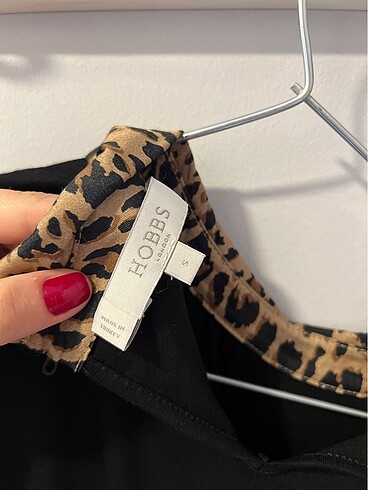 s Beden Hobbs siyah leopar kazak triko bluz ust giyim tisort tshirt
