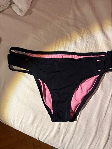 VS PİNK bikini altı