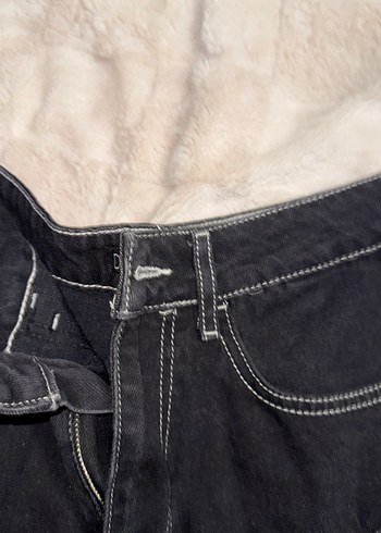 Siyah Salaş Mini Kot Şort - Görsel 3