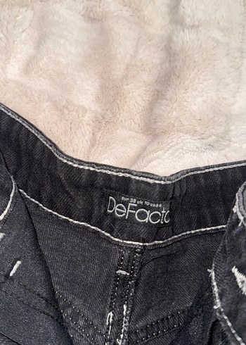 Siyah Salaş Mini Kot Şort - Görsel 4