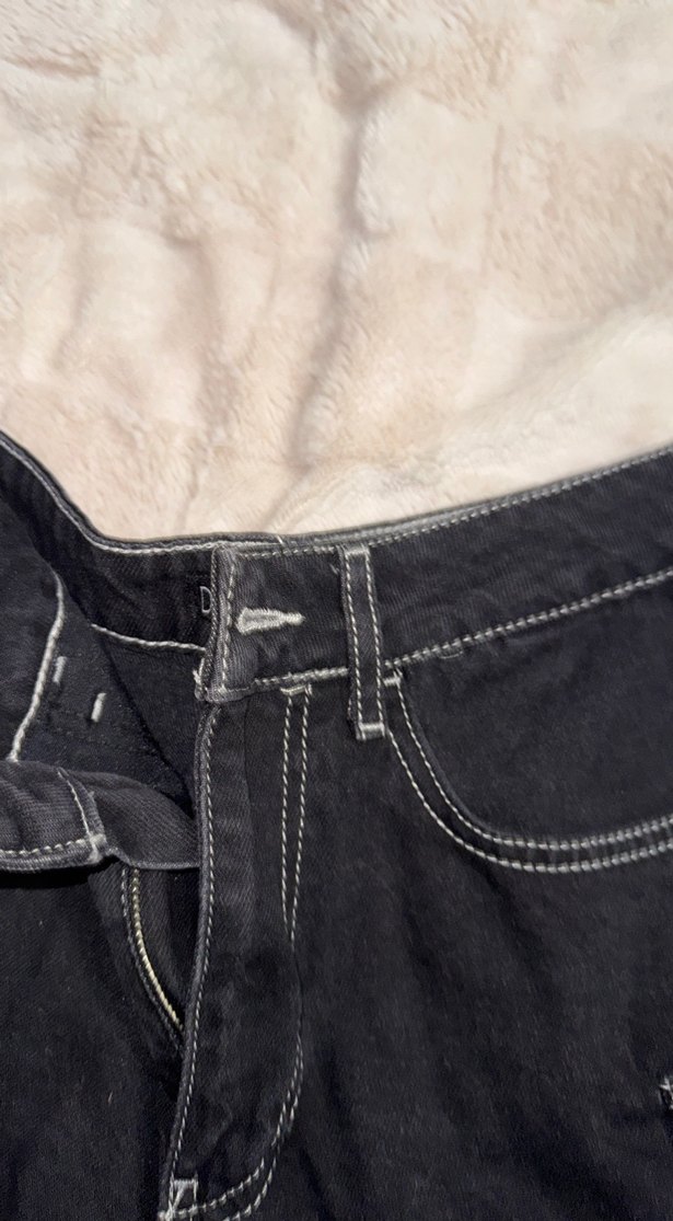 Siyah Salaş Mini Kot Şort - Görsel 3