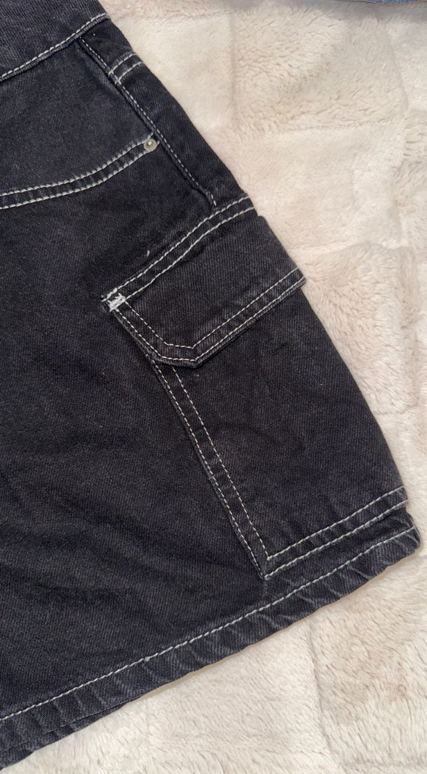 Siyah Salaş Mini Kot Şort - Görsel 5