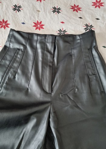 l Beden Kadın Siyah Deri Midi Pantolon