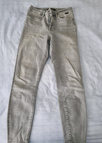 Gri Kadın Slim Fit Midi Kot Pantolon