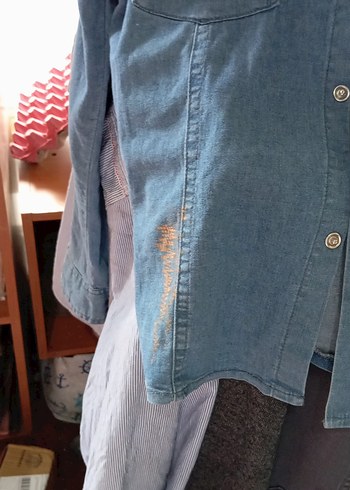 8 Yaş Beden Nakışlı Düğmeli Mavi Denim Ceket