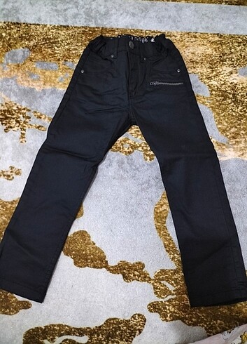 H&M Hm marka Erkek çocuk pantolon deri görünümlü tarz pantolon 3 4 y