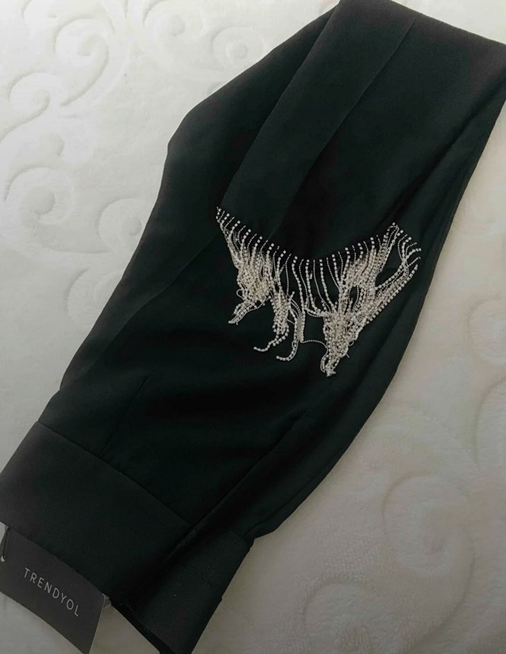 Kadın Siyah Taşlı Kumaş Pantolon - Görsel 3