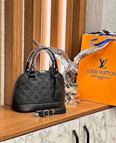 LV çanta