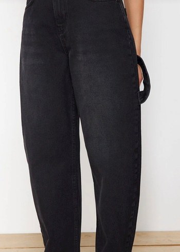 Trendyol Siyah Rahat Kesim Baggy Kadın Kot Pantolon - Görsel 2