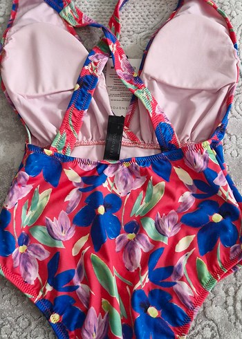 Çiçek Desenli Renkli Kadın Mayo - Görsel 4