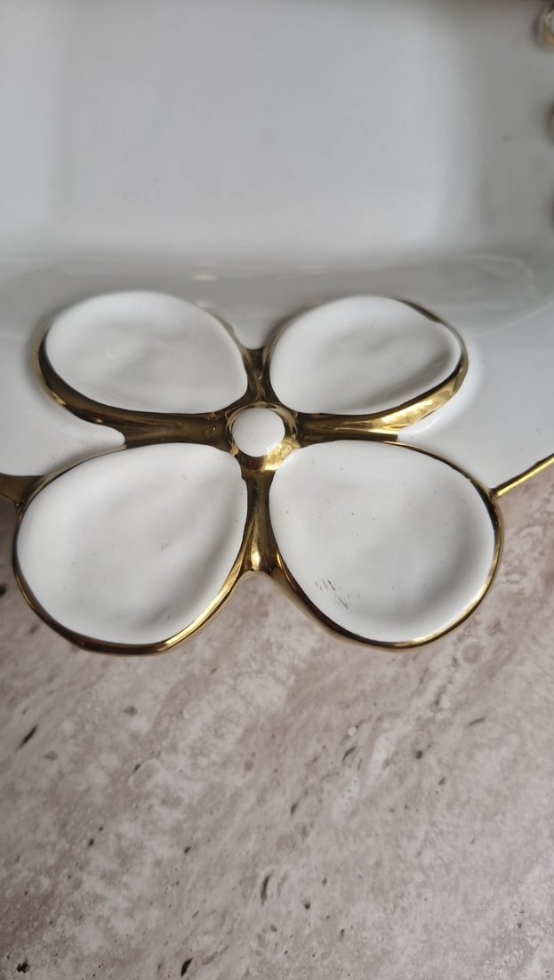 Beyaz Altın Detaylı Çiçekli Kaşıklık - Görsel 4