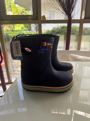 Sıfır etıketli yagmur çizmesi 30 31