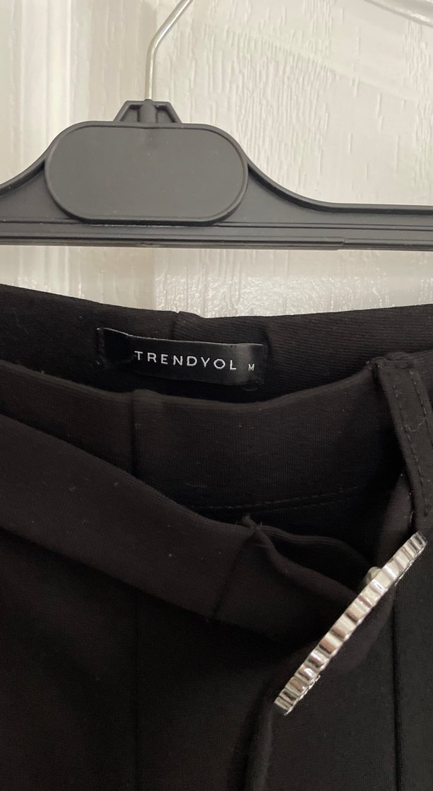 Siyah Kemerli İspanyol Paça Pantolon - Görsel 5