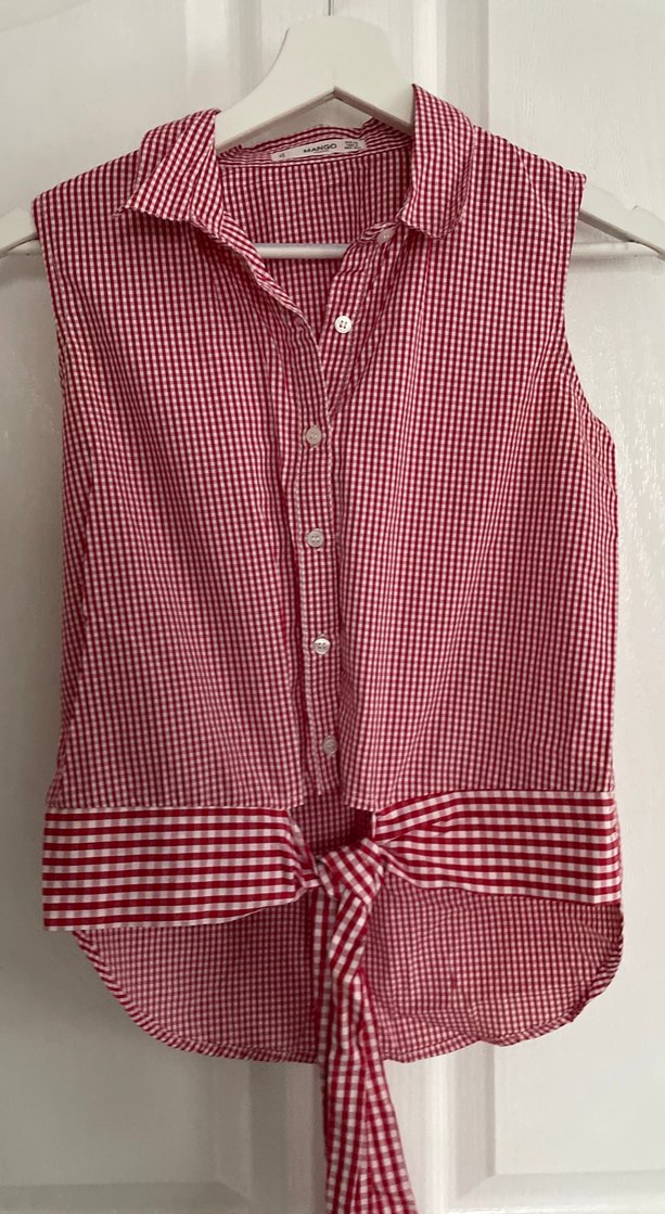 Mango kırmızı pötikare desen kolsuz gömlek - Görsel 3