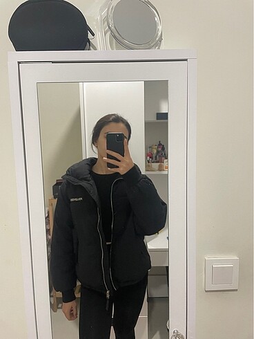 BERSHKA mont
