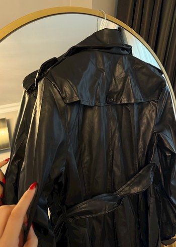 Kadın Siyah Deri Kemerli Uzun Ceket - Görsel 5