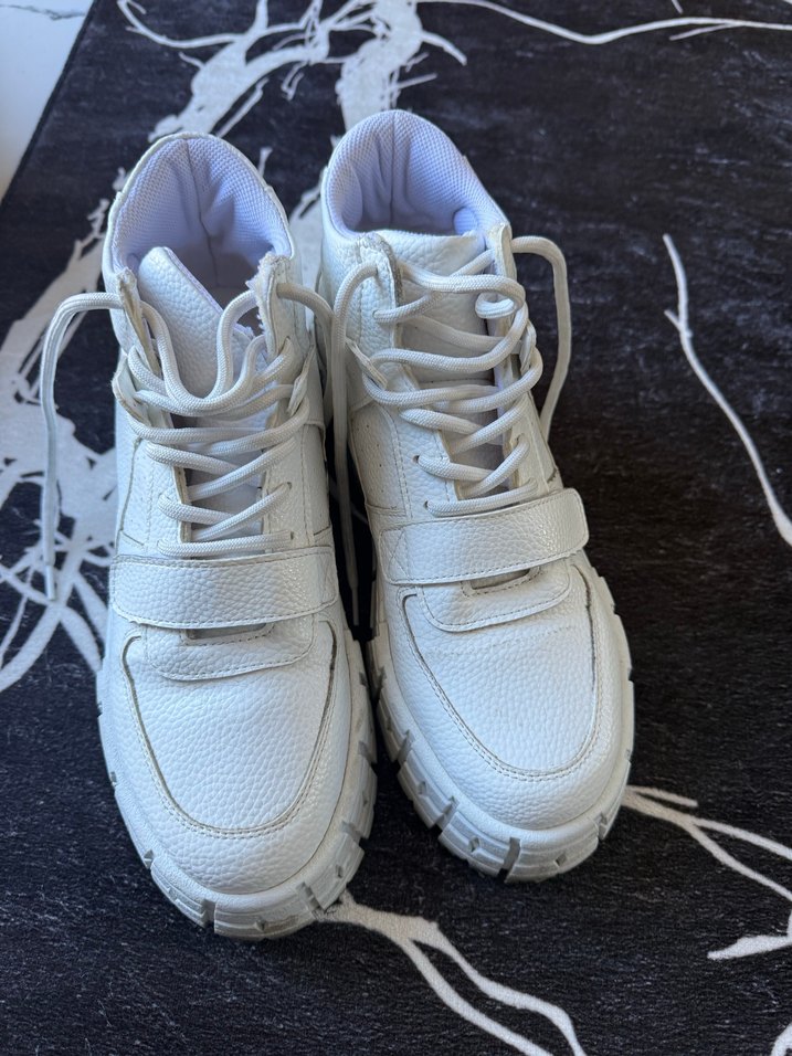 Beyaz Platform Topuklu Bağcıklı Kadın Spor Ayakkabı - Görsel 3