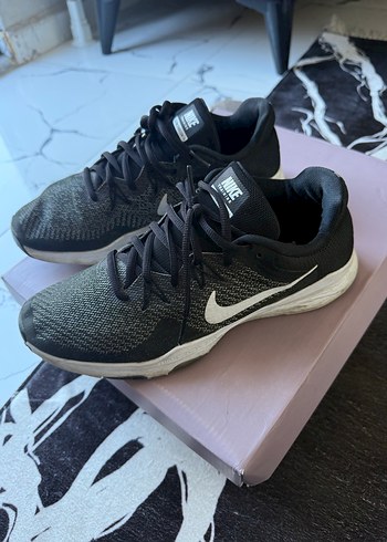 Kadın Gri Nike Spor Ayakkabı - Görsel 2