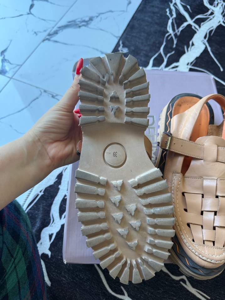 Bej Platform Tabanlı Kadın Sandalet - Görsel 3