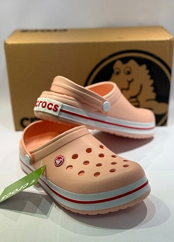 Diğer Crocs Erkek/Kadın Rahat Terlik - Konforun Yeni Adı!
