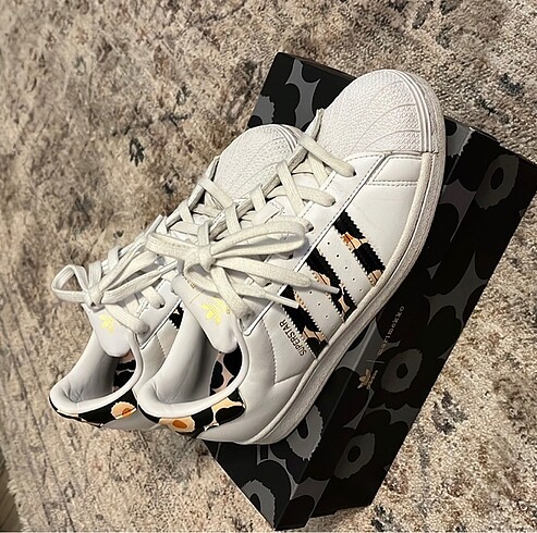 38,5 Beden beyaz Renk Adidas süperstar spor ayakkabı