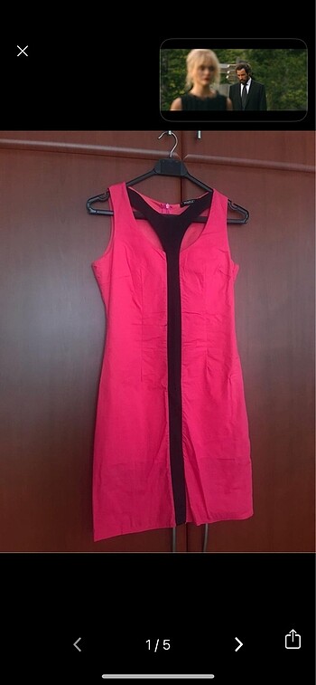 Pembe elbise
