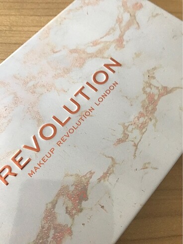 Revolution REVOLUTİON FAR PALETİ