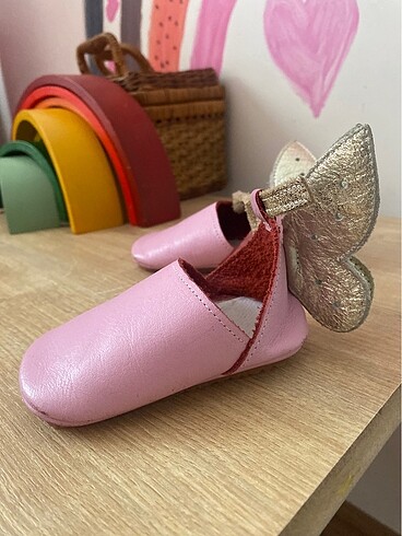 1 yaş kelebekli ayakkabı