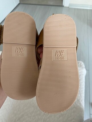 H&M 21 numara