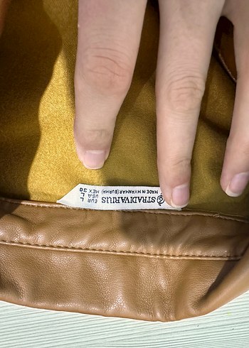 Düğmeli Bej Kadın Deri Ceket - Görsel 2