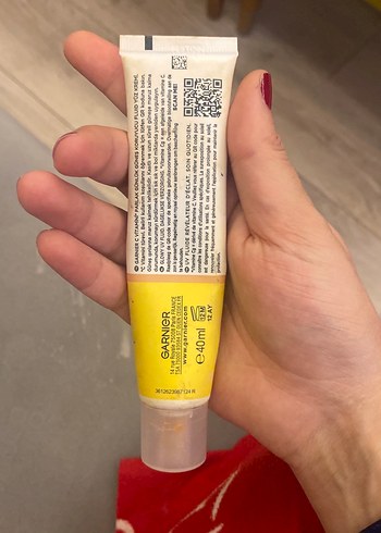 Garnier Vitamin C Daily UV Glow SPF 50+ - Görsel 2