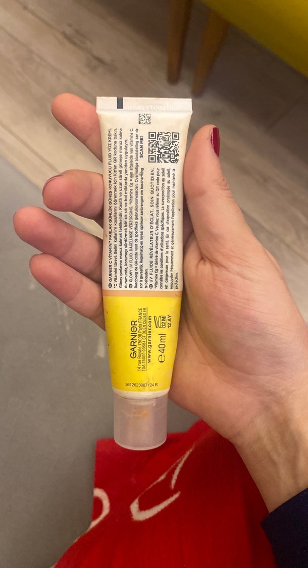 Garnier Vitamin C Daily UV Glow SPF 50+ - Görsel 2