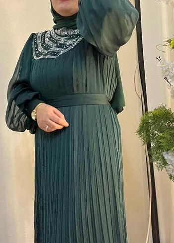 Diğer Uzun Kollu Yeşil Nakışlı Kadın Elbise
