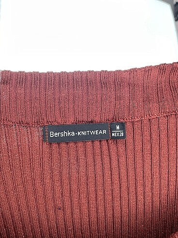 m Beden çeşitli Renk Bershka Triko Elbise %70 İndirimli.