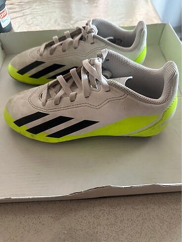 adidas çocuk halı saha kramponu