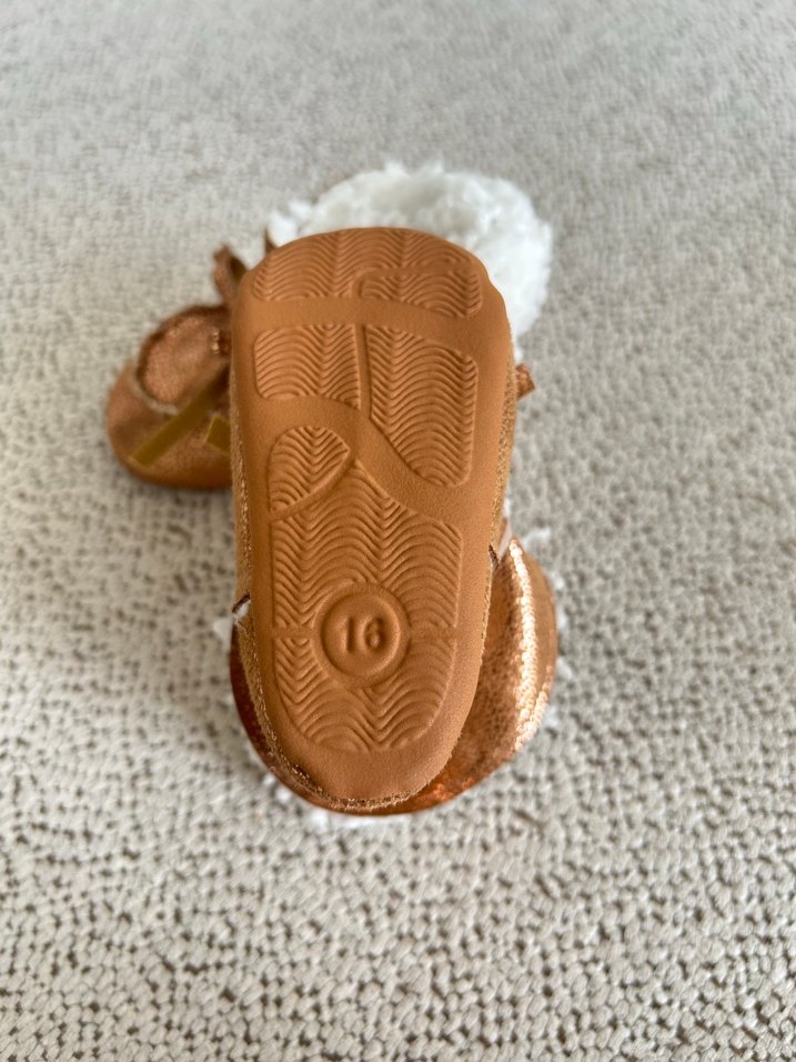 Kız Çocuk Parlak Kahverengi Kürklü Bot - Görsel 4