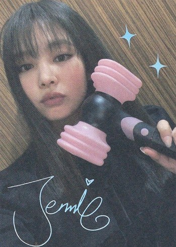 Blackpink orijinal pc albüm - Görsel 12