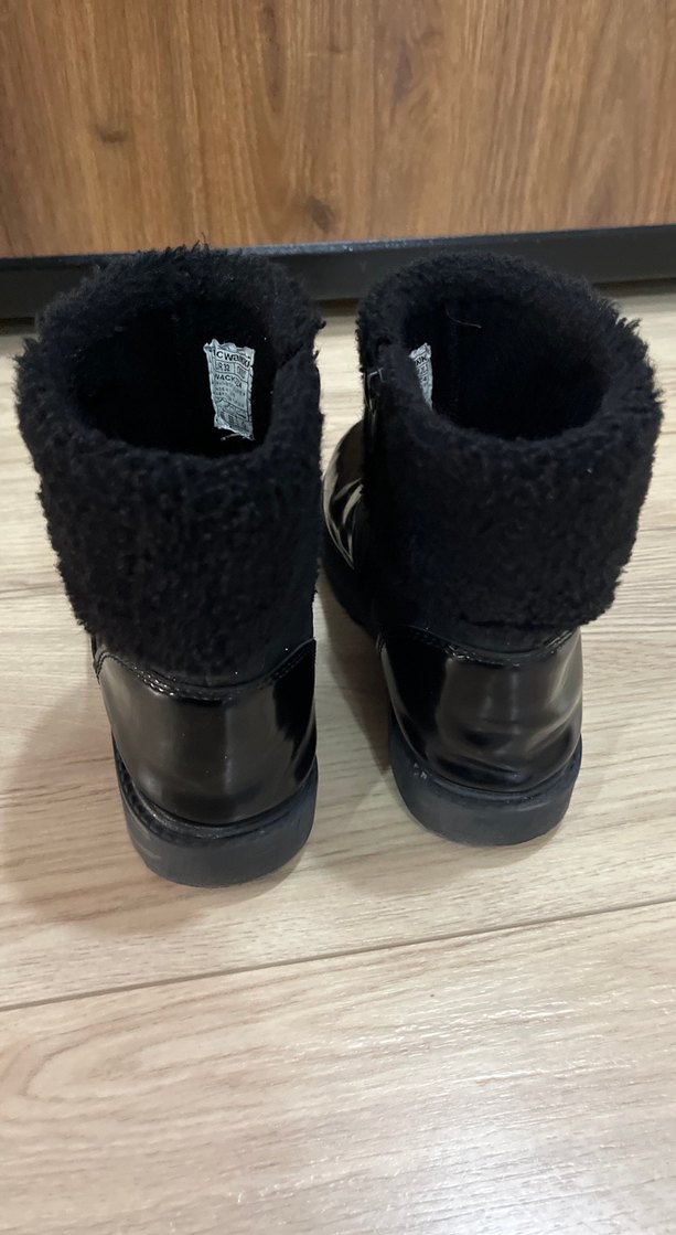 Kız Çocuk Siyah Kürklü Goth Bot LC Waikiki Marka - Görsel 5