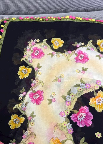 Çiçek Desenli Fırfırlı Kadın tülbent çeyizlik - Görsel 4