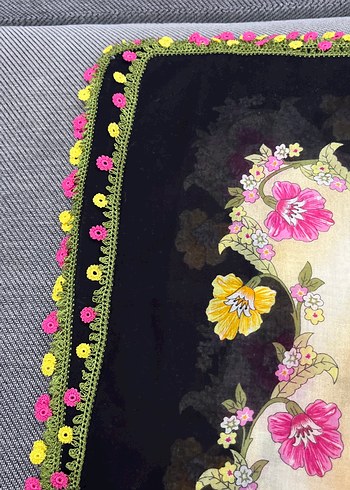 Çiçek Desenli Fırfırlı Kadın tülbent çeyizlik - Görsel 3