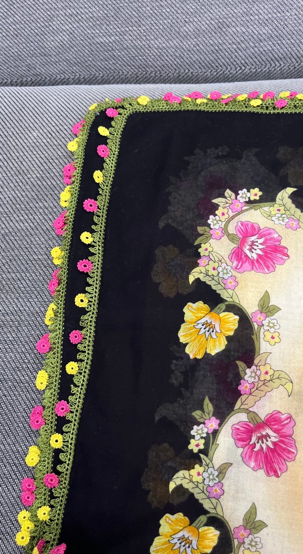 Çiçek Desenli Fırfırlı Kadın tülbent çeyizlik - Görsel 3