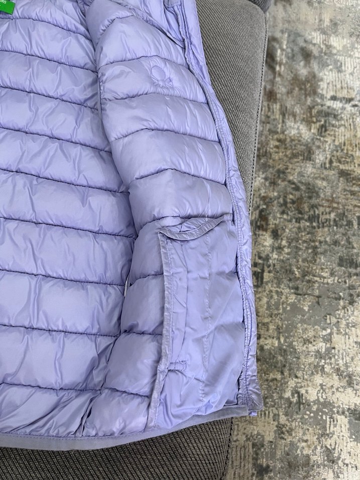 Kız Çocuk mor Kapüşonlu Şişme Yelek BENETTON MARKA - Görsel 4