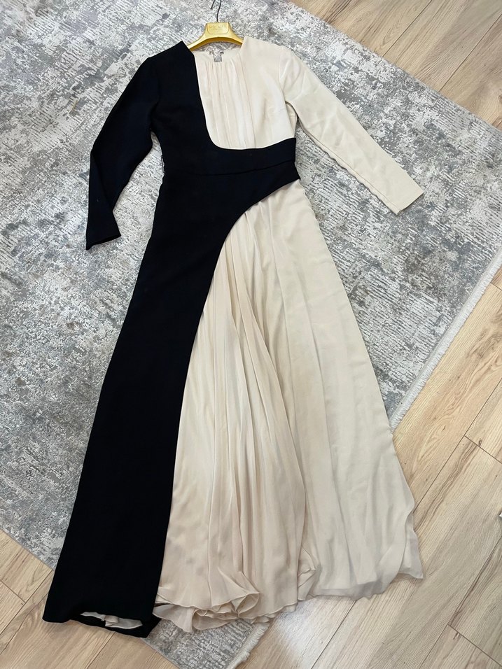 CENGİZ AKTÜRK MARKA Drapeli Siyah-Bej Uzun Elbise - Görsel 3