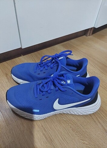 Nike Spor Ayakkabı