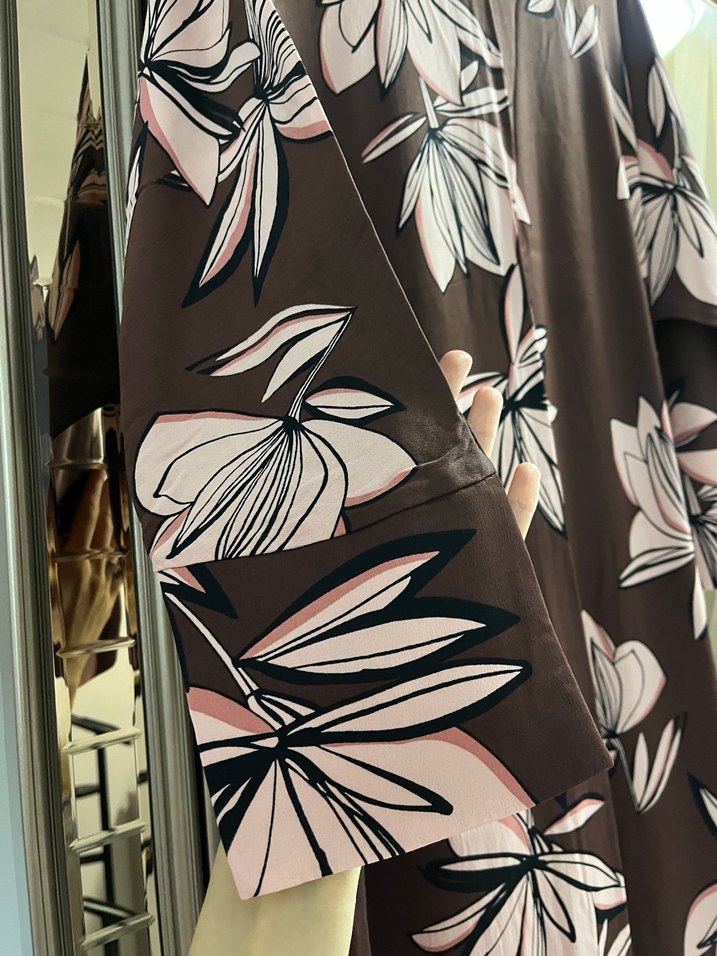 Kahverengi Çiçek Desenli Uzun Kadın Elbise - Görsel 2